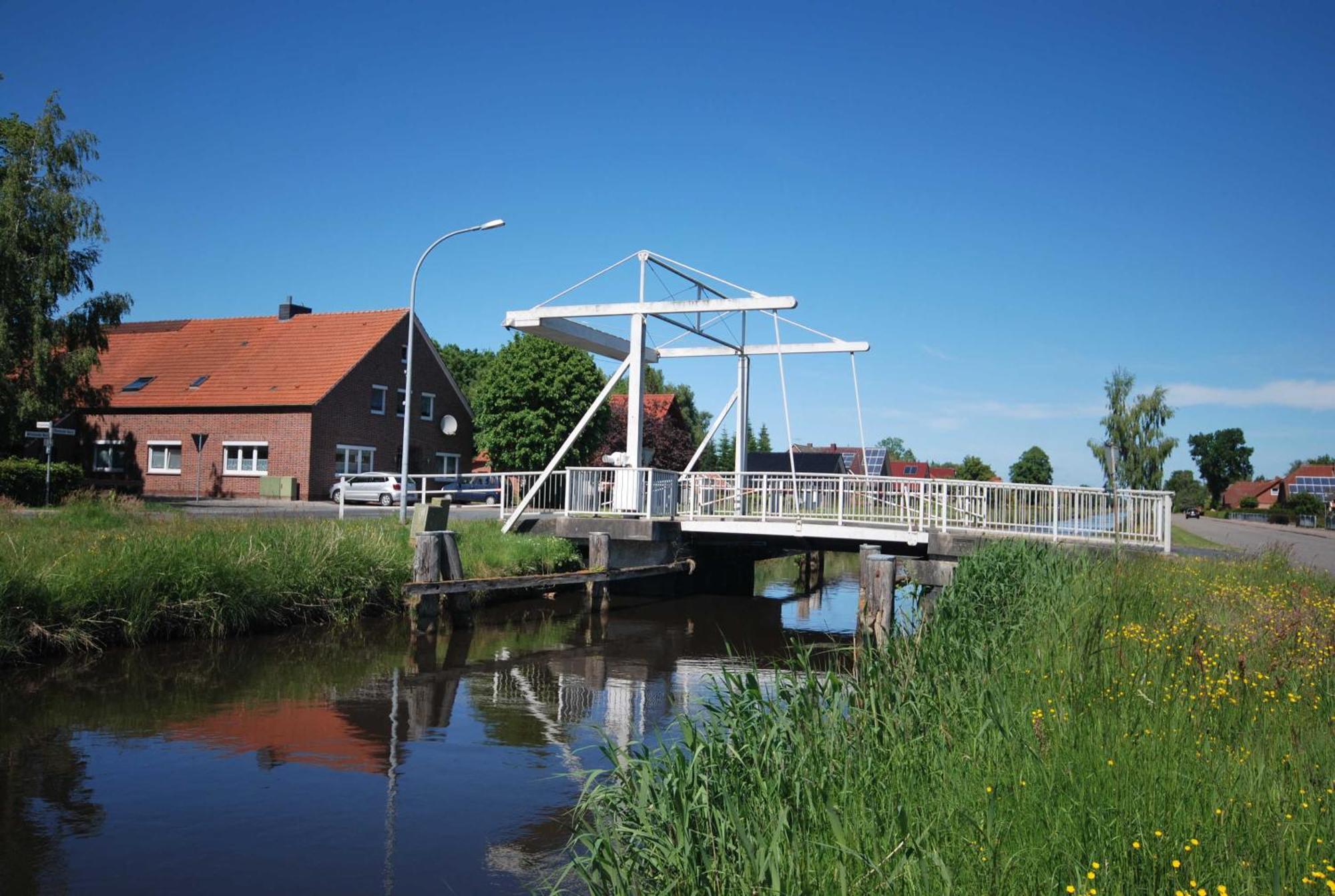 Ferienwohnung Kanalblick 35520 Uplengen Exterior photo